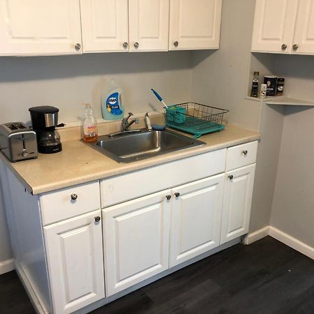 Private 2-Bedroom With Free Parking And Direct Bus To Nyc Manhattan Only 2 Blocks Away Linden Kültér fotó