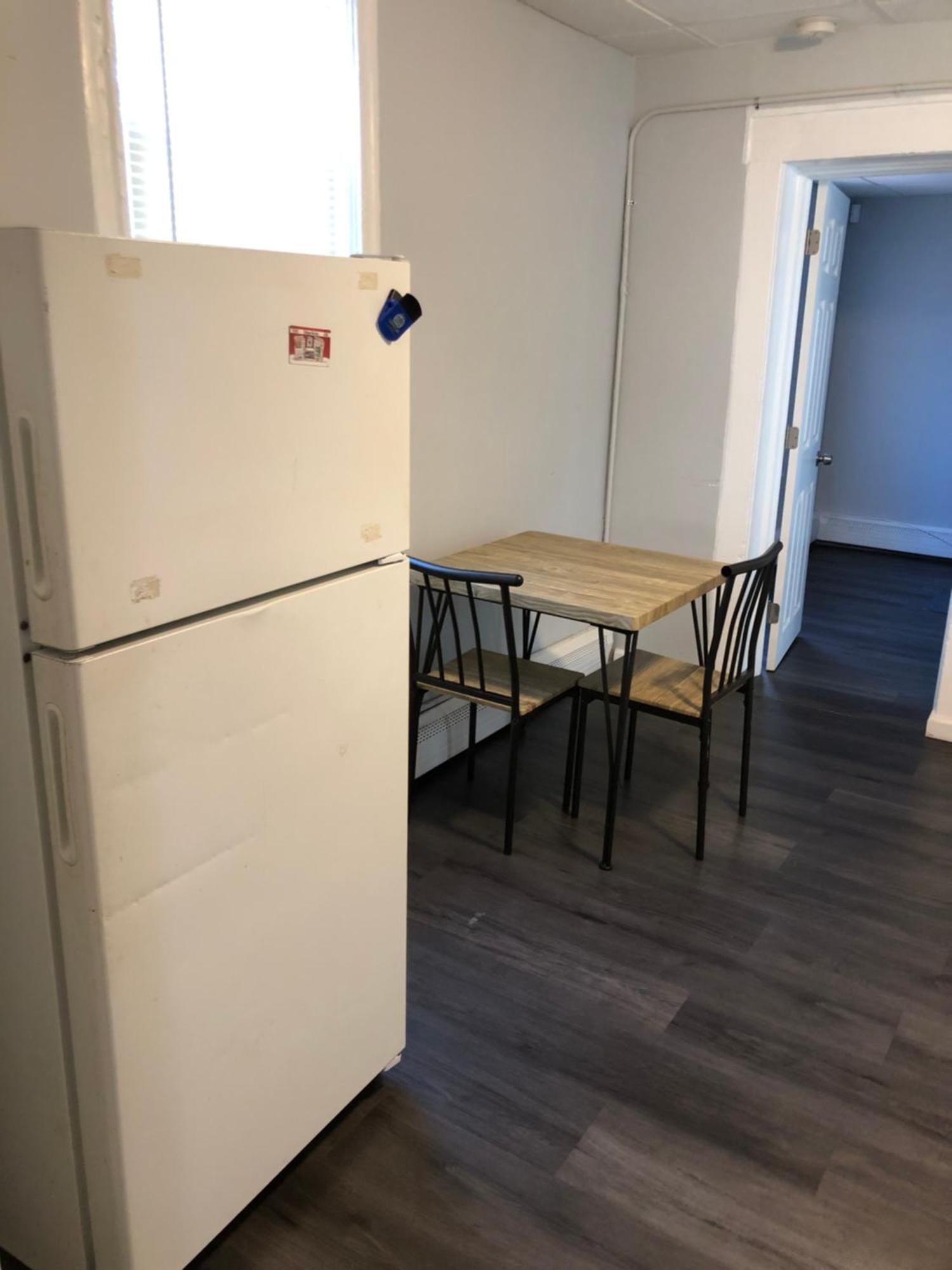 Private 2-Bedroom With Free Parking And Direct Bus To Nyc Manhattan Only 2 Blocks Away Linden Kültér fotó